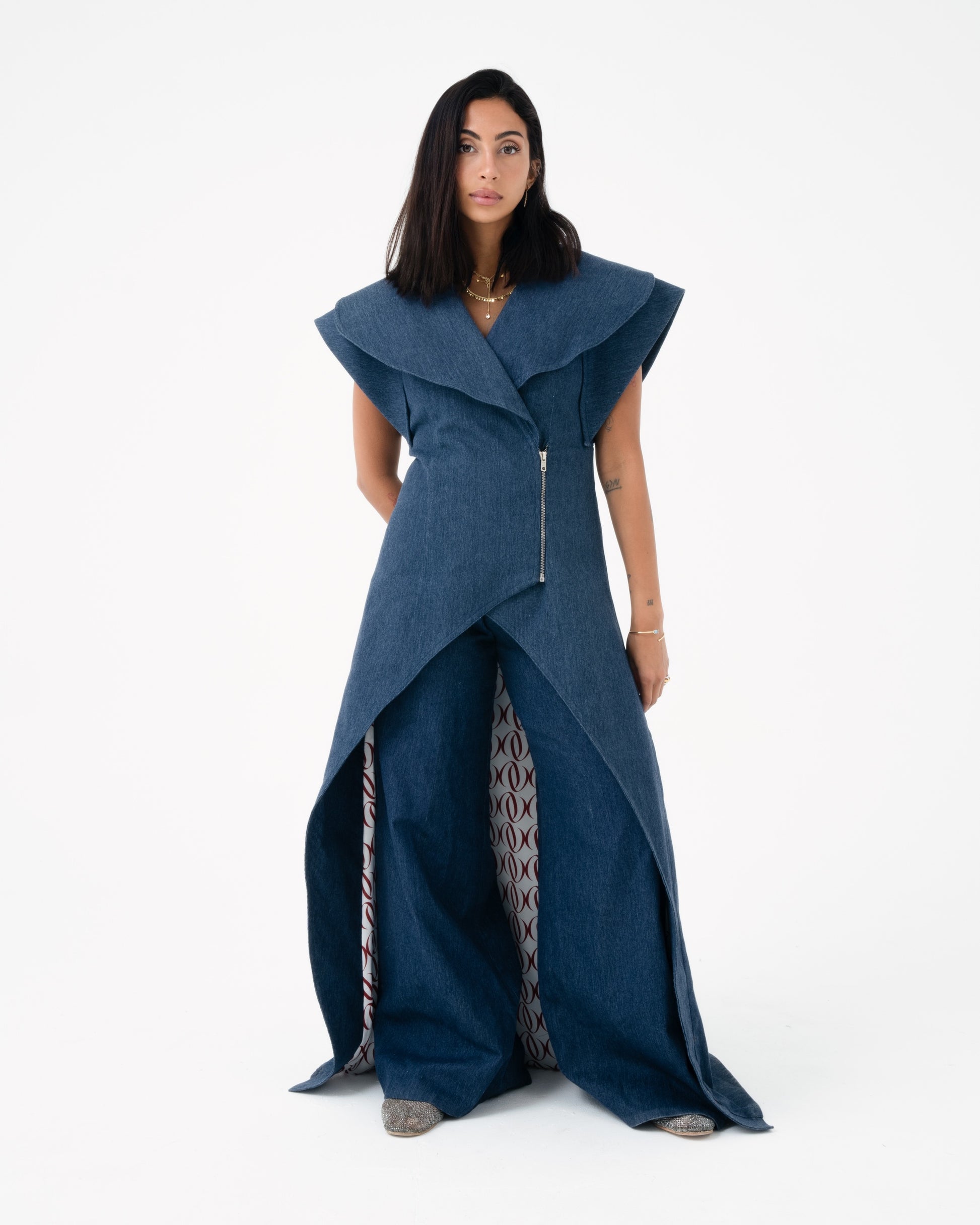 Detach-Sleeved Cape
