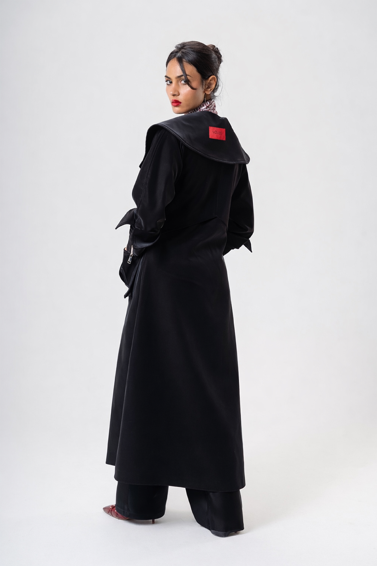 V-Signature Leather Coat